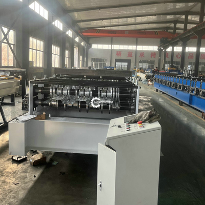 YX1000 0.3-1.2 มิลลิเมตร พื้น Deck โปรไฟล์เหล็ก Roll การสร้างเครื่องจักร 380VAC สําหรับตลาดตุรกี