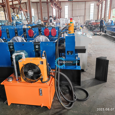 2 มิลลิเมตรหนามุมช่อง Rolling เครื่องปั้นสําหรับโปรไฟล์เหล็ก galvanzied