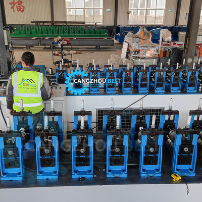 เครื่องปรับปรุงลวดเหล็กแบบเย็น ความเร็วสูง 20-25m/min C Stud Cold Roll Forming Machine