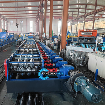 หนาเหล็ก 4 มิลลิเมตร เหล็กการเปลี่ยนแปลงอย่างรวดเร็ว 2&amp;3 คลื่น Crash Barrier Roll Forming Machine