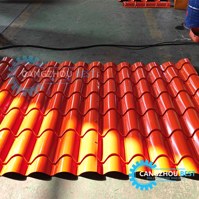 เครื่องกํากับ PLC สแตนเลสสี แผ่นหลังคาชั้นสอง เครื่องปั้นม้วนกระเบื้องไม้ยาง