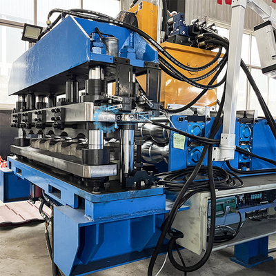 เครื่องกํากับ PLC โปรไฟล์สี หลังคาตะเบียนกระบอก Roll การสร้างเครื่องจักร รัสเซีย Gear Box การส่ง