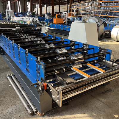 โปรไฟล์เหล็กชั้นสองข้อมือสูง ซิมบับเว่ย ยอดนิยม Roofing Sheet Roll Forming Machine
