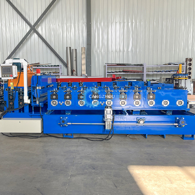 อัตโนมัติเปลี่ยนขนาด PU Liner Steel Profile Roof Sheet Roll Forming Machine สําหรับ 0.3-0.8 มิลลิเมตร