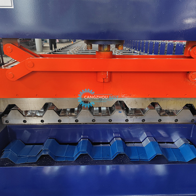รัสเซีย ยอดนิยม H44 โปรไฟล์เหล็ก แผ่นหลังคาเหล็กกระดาษ Roll การสร้างเครื่อง