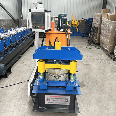 เครื่องขึ้นรูปม้วนสันหลังคาเหล็กโปรไฟล์ พร้อมแรงดันไฟฟ้า 380v, ลูกกลิ้ง 14 แถว และระบบไฮดรอลิก 40# สำหรับการออกแบบกระเบื้องหลังคา IBR แบบลูกฟูก