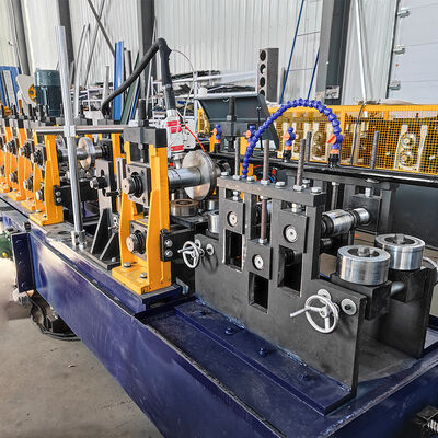 การผลิตท่อเชื่อมเลเซอร์เปลี่ยนขนาดอัตโนมัติการผลิตเครื่องขึ้นรูปม้วน