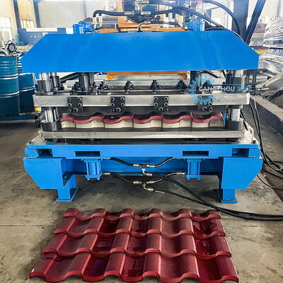 อลูมิเนียมเหล็ก ไฮดรอลิกการตัดกระเบื้องกระเบื้อง Roll Forming Machine