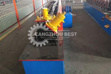 ความเร็วสูง ไม่หยุด 25m / min Drywall Stud และ Track Roll Forming Machine