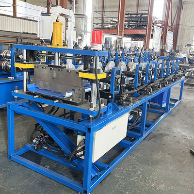 เครื่องขึ้นรูปม้วนแผ่นหลังคาเหล็กสีแบบพกพา Kr18 แบบตะเข็บตั้ง