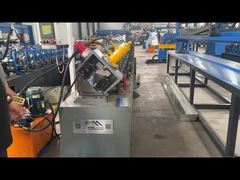 เครื่อง J stud