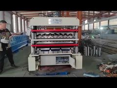 เครื่องหลังคาสามชั้น